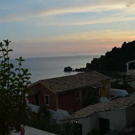 Appartamento New Era Menigos 112