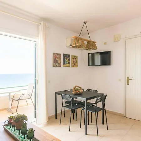 Apartment New Era Menigos 112